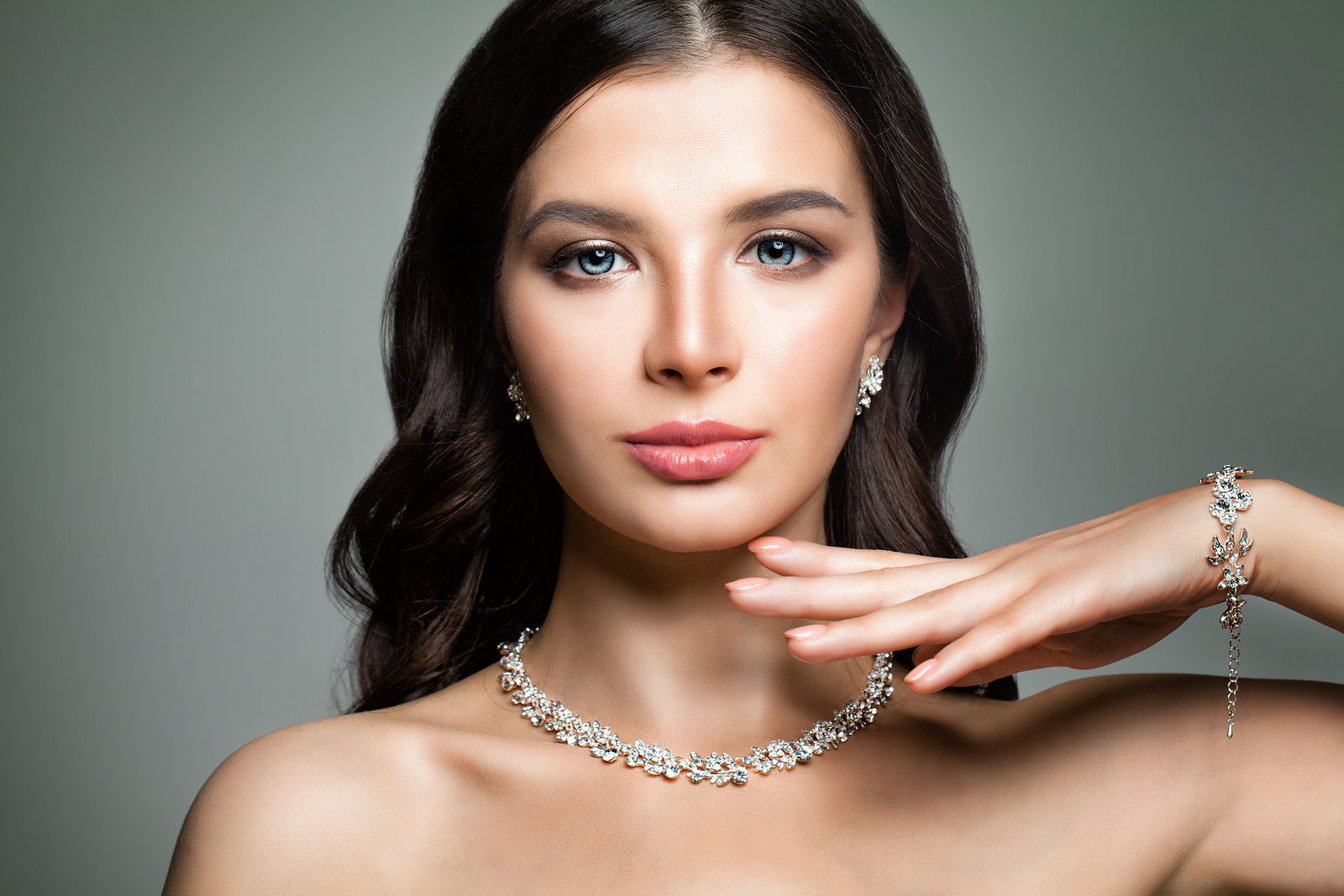 A woman wearing beautiful diamond jewellery