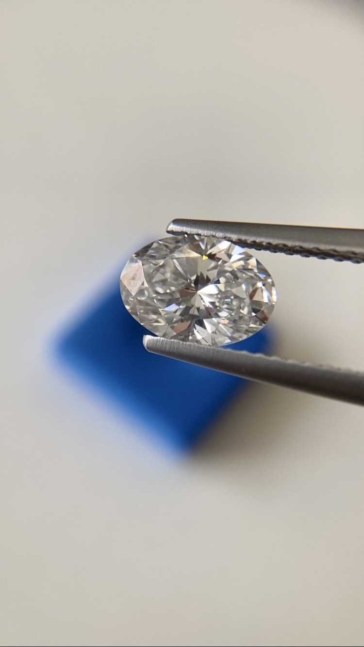 lab grown diamond from robert gatward jewellers